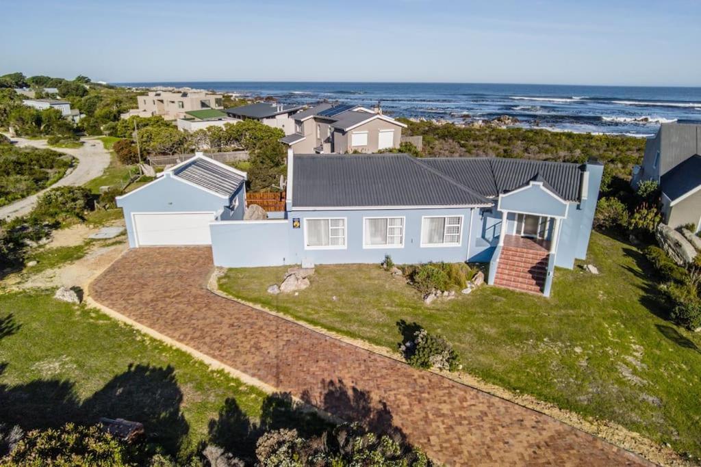 Mocha Bay House By The Sea * Bettyʼs Bay